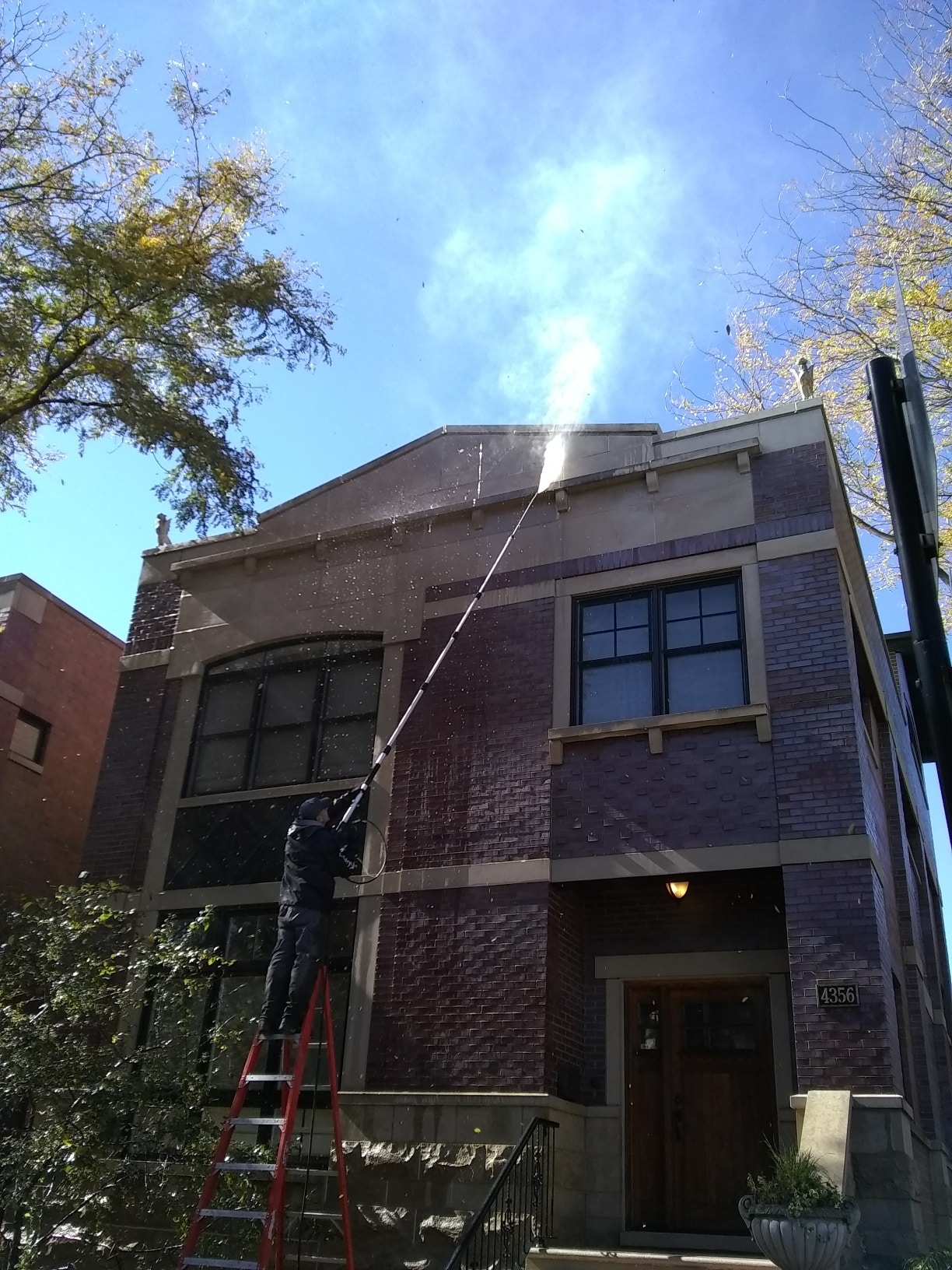 Exterior House Cleaning Chicago