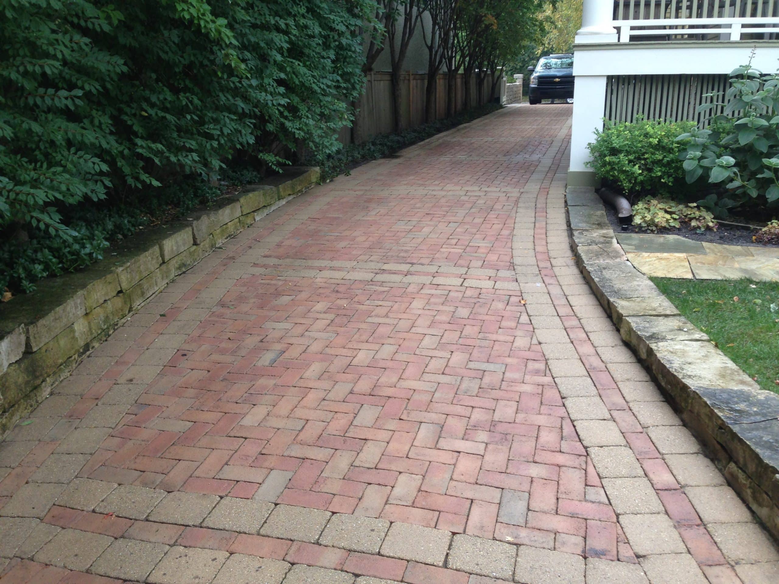 Paver Drivewy Cleaning Chicago